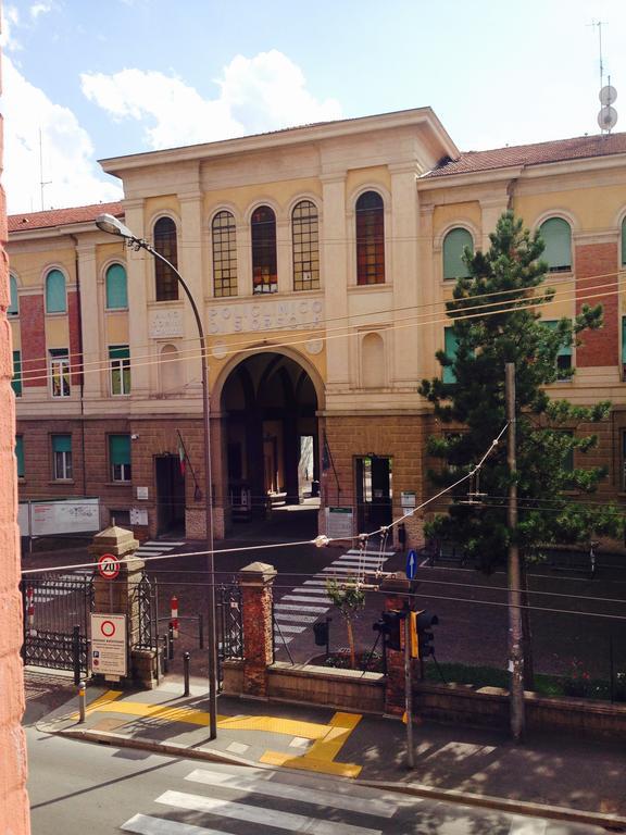 A Casa Di Lu Na Hotel Bologna Szoba fotó